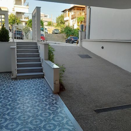 Helios Cozyhome Thessaloníki Exteriör bild
